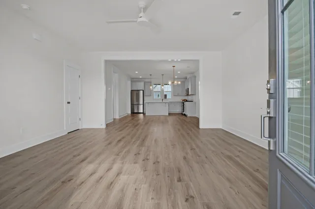 $2,300 | 266 Symphony Avenue, Summerville, SC 29486