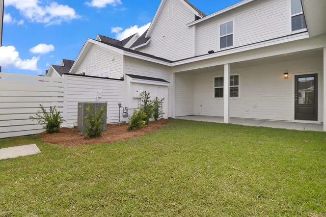 $2,300 | 266 Symphony Avenue, Summerville, SC 29486