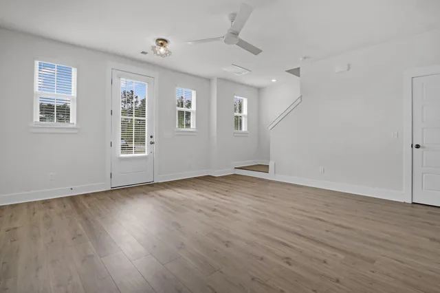 $2,300 | 266 Symphony Avenue, Summerville, SC 29486