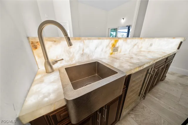 a close view of sink