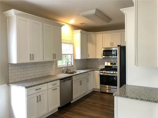 $2,345 | 4450 Lockett Trace, Acworth, GA 30101