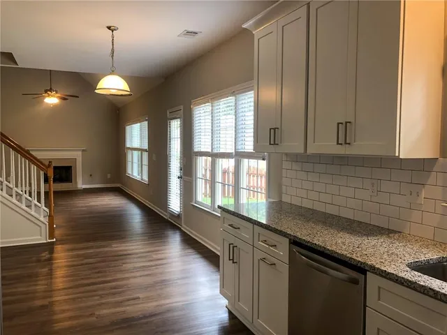 $2,345 | 4450 Lockett Trace, Acworth, GA 30101