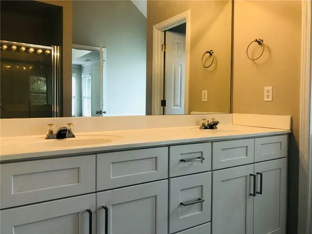 $2,345 | 4450 Lockett Trace, Acworth, GA 30101