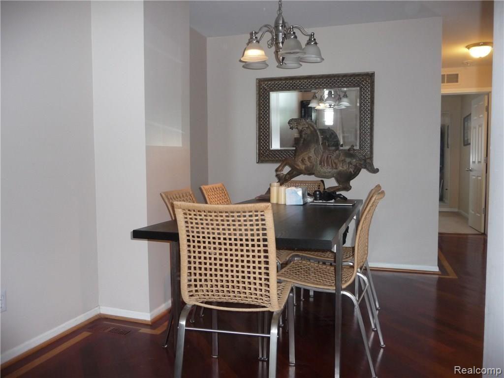 1147 Beaver Run Troy, MI 48083 - Photo 16 of 30