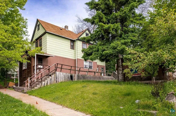 $174,800 | 720 North 23rd Avenue West, Duluth, MN 55806