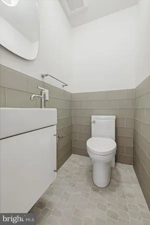$7,500 | 767-769 Newtown Road, Villanova, PA 19085