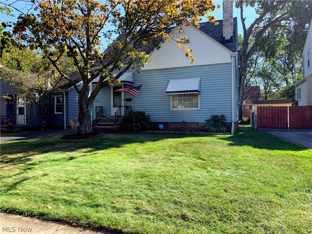 14549 Alger Road Cleveland, OH 44111 - Photo 2 of 27 Gallery Image 2