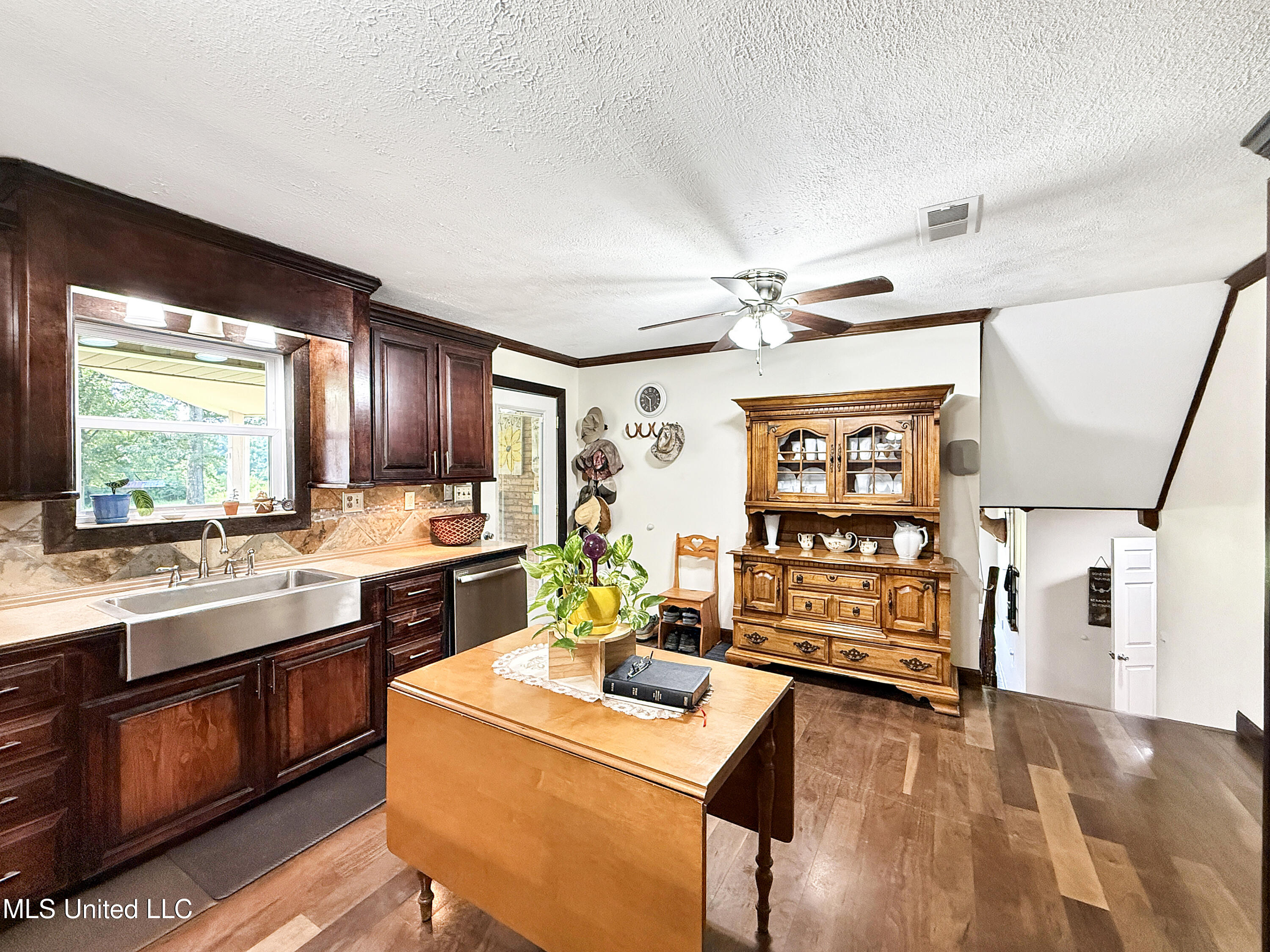 587 Shivers Road Newhebron, MS 39140 - Photo 14 of 40 4b70d04762bf9865fe2b23886c0d507a33dc45d3