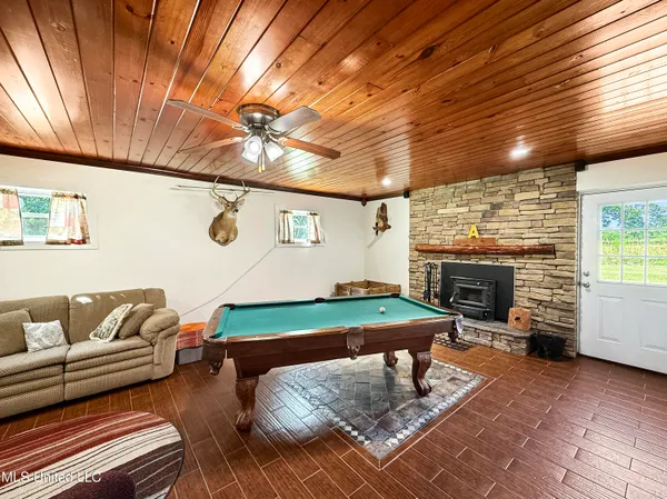 $379,999 | 587 Shivers Road, Newhebron, MS 39140