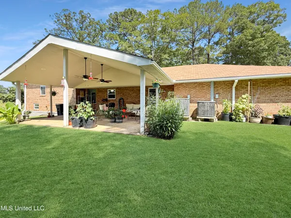$379,999 | 587 Shivers Road, Newhebron, MS 39140