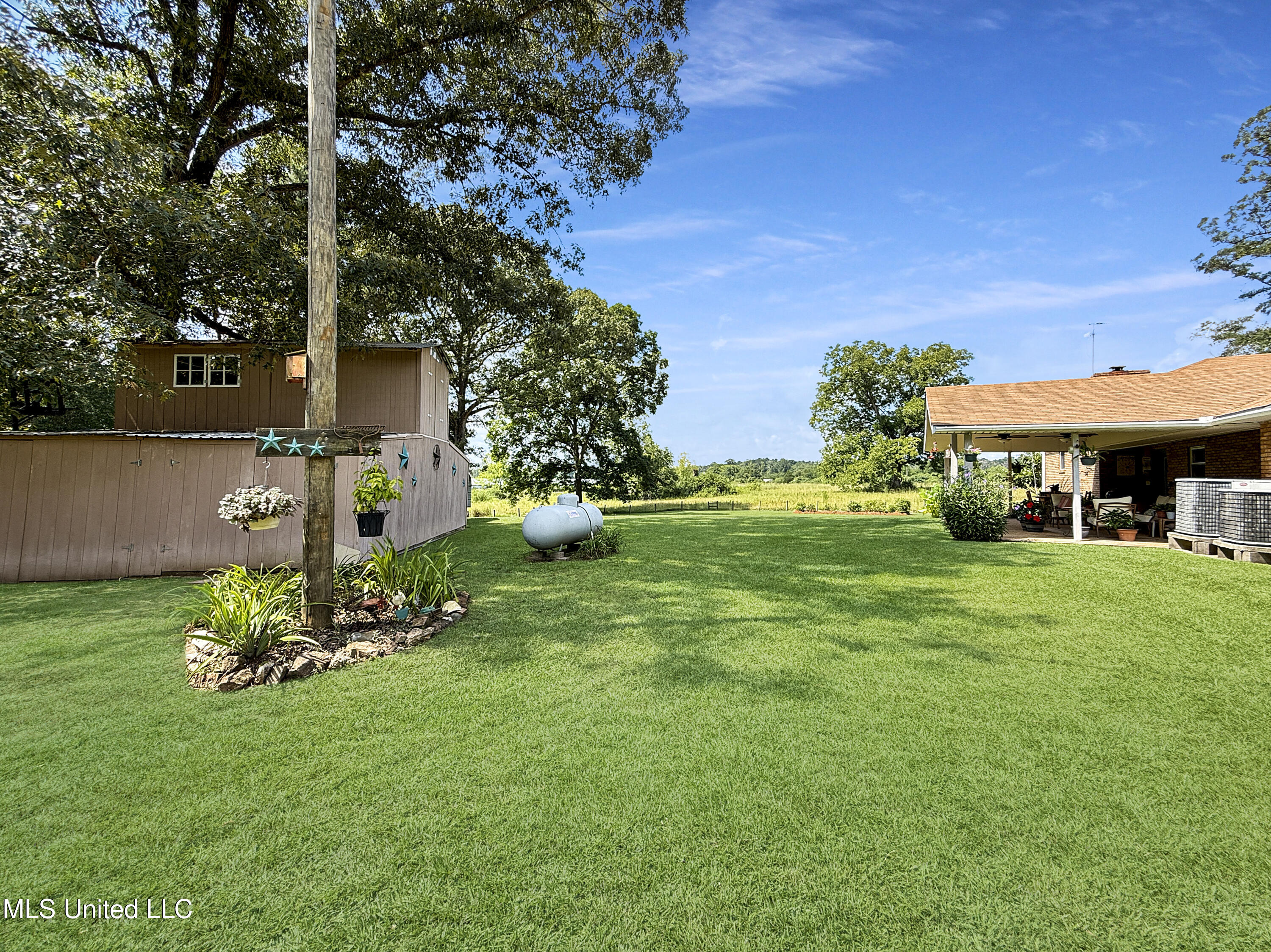 587 Shivers Road Newhebron, MS 39140 - Photo 36 of 40 51e24dd0da4ac93451d394af1ab5c2c5ec28919e