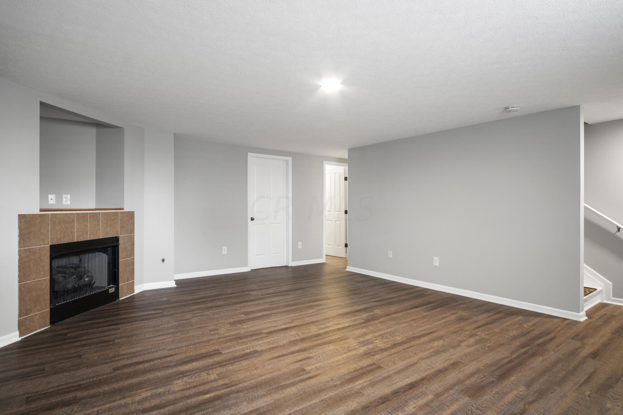 587 Lazelle Road Westerville, OH 43081 - Photo 20 of 25 037-587 Lazelle Rd
