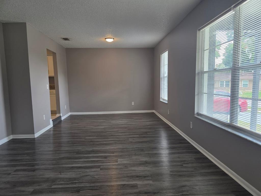 8426 Village Green Road Orlando, FL 32818 - Photo 8 of 46