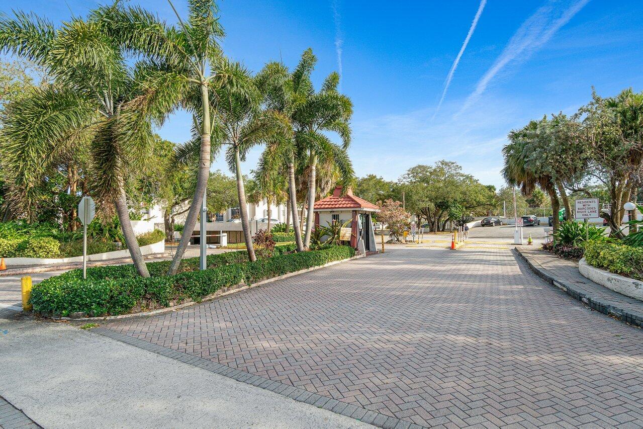 618 Northwest 13th Street, Unit 15 Boca Raton, FL 33486 - Photo 1 of 18 019-618Northwest13thStreet-BocaRaton-FL-