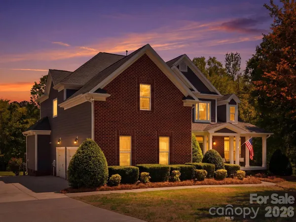 $779,900 | 188 Carolina Crossing Drive, York, SC 29745