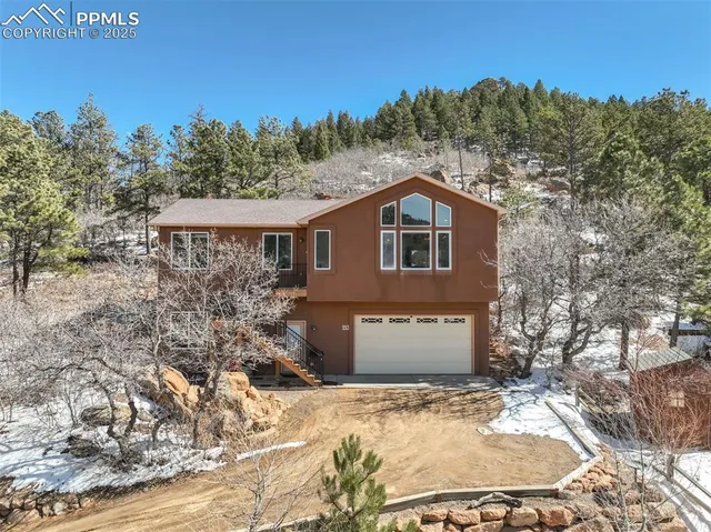 $609,000 | 113 Oakdale Drive, Palmer Lake, CO 80133