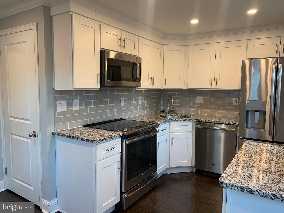 20 Shirley Road Hatboro, PA 19040 - Photo 4 of 19 Gallery Image 4