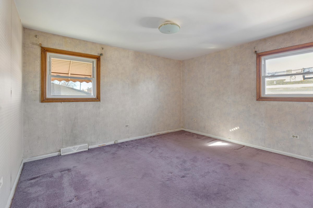 7914 Rutherford Avenue Burbank, IL 60459 - Photo 13 of 20 Gallery Image 13