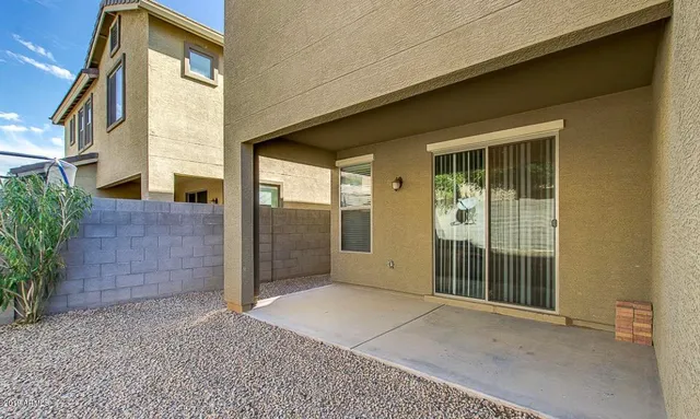$2,495 | 14582 West Port Royale Lane, Surprise, AZ 85379