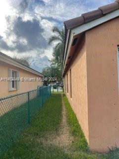 1181 Southeast 20th Road Homestead, FL 33035 - Photo 10 of 29 Gallery Image 10