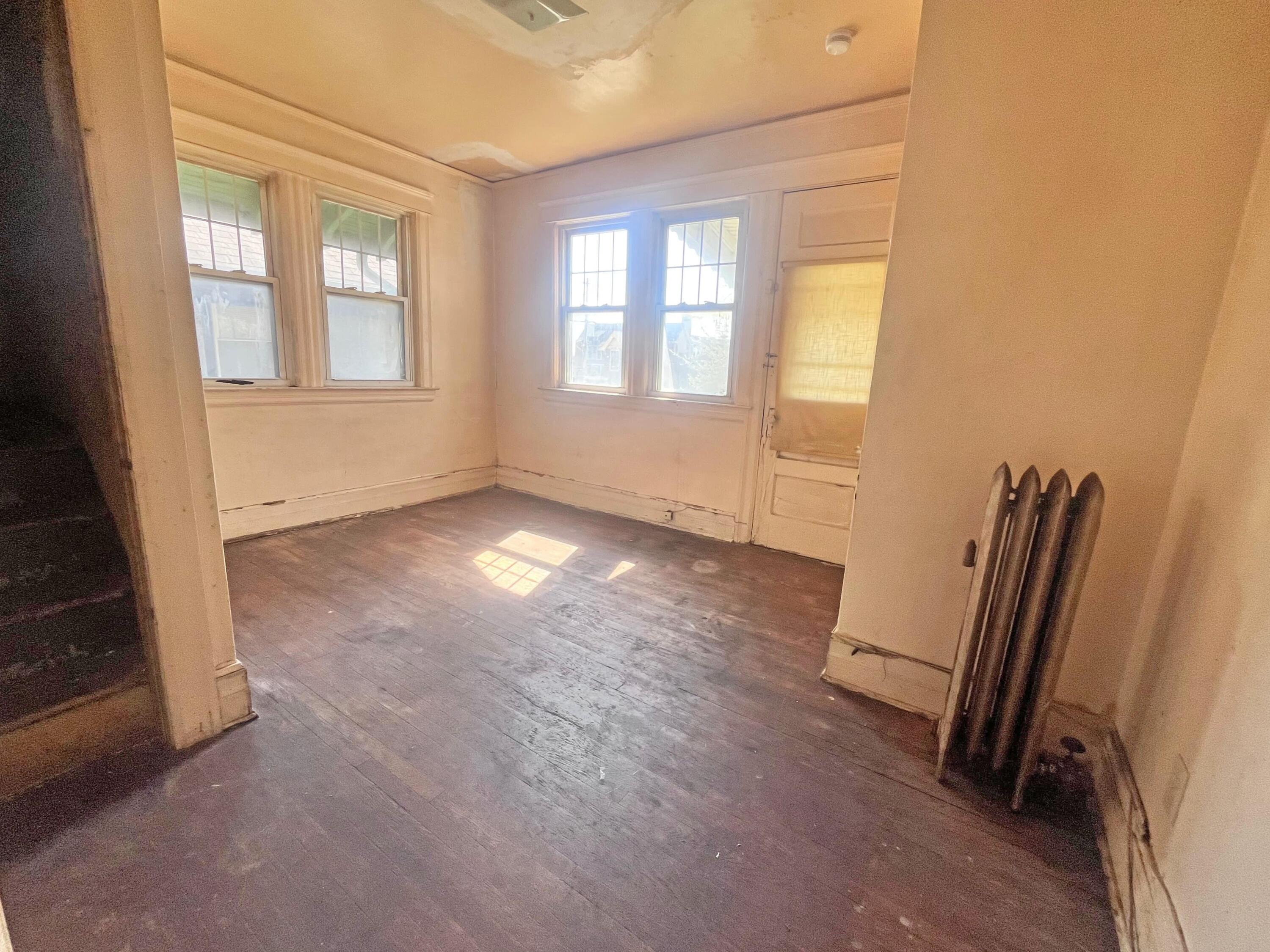 1163 Atkinson Street Detroit, MI 48202 - Photo 22 of 34 20260421_155628000_iOS