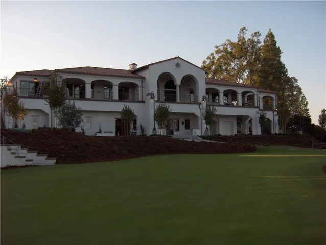 $735,000 | 2026 Via Mariposa East, Unit D, Laguna Woods, CA 92637