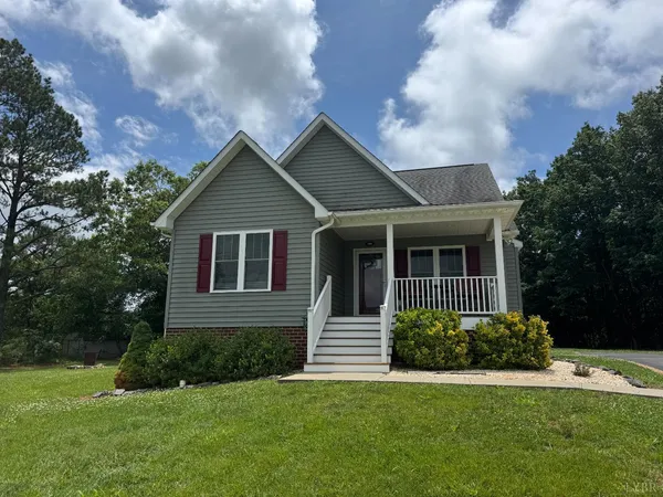 $334,900 | 166 Dutch Lane, Appomattox, VA 24522