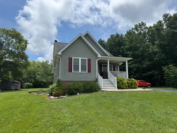 $334,900 | 166 Dutch Lane, Appomattox, VA 24522