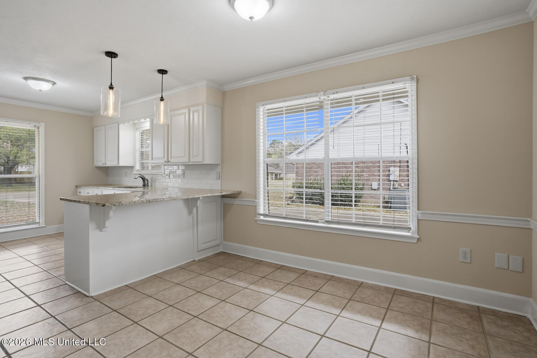 105 Oak Ridge Circle Madison, MS 39110 - Photo 8 of 24 105 Oak Ridge cir-8