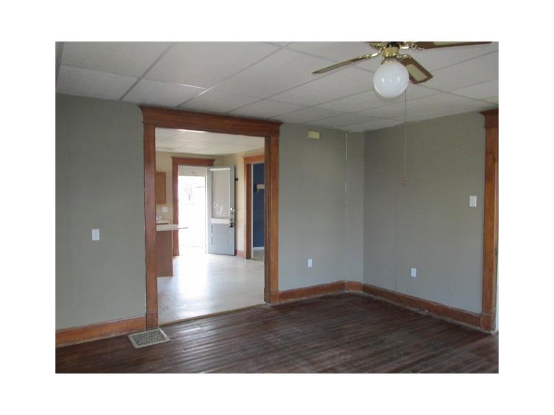 302 Oolitic Road Bedford, IN 47421 - Photo 3 of 10 Gallery Image 3