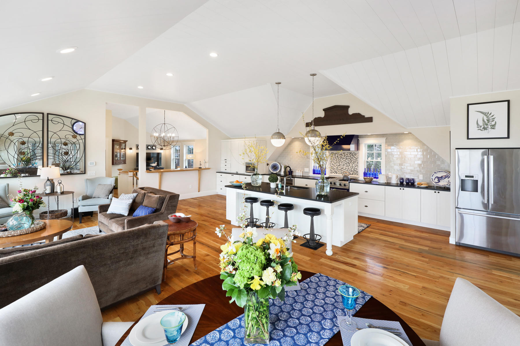 18 Snow Shore Road Orleans, MA 02653 - Photo 14 of 61 a living room with furniture kitchen and a table