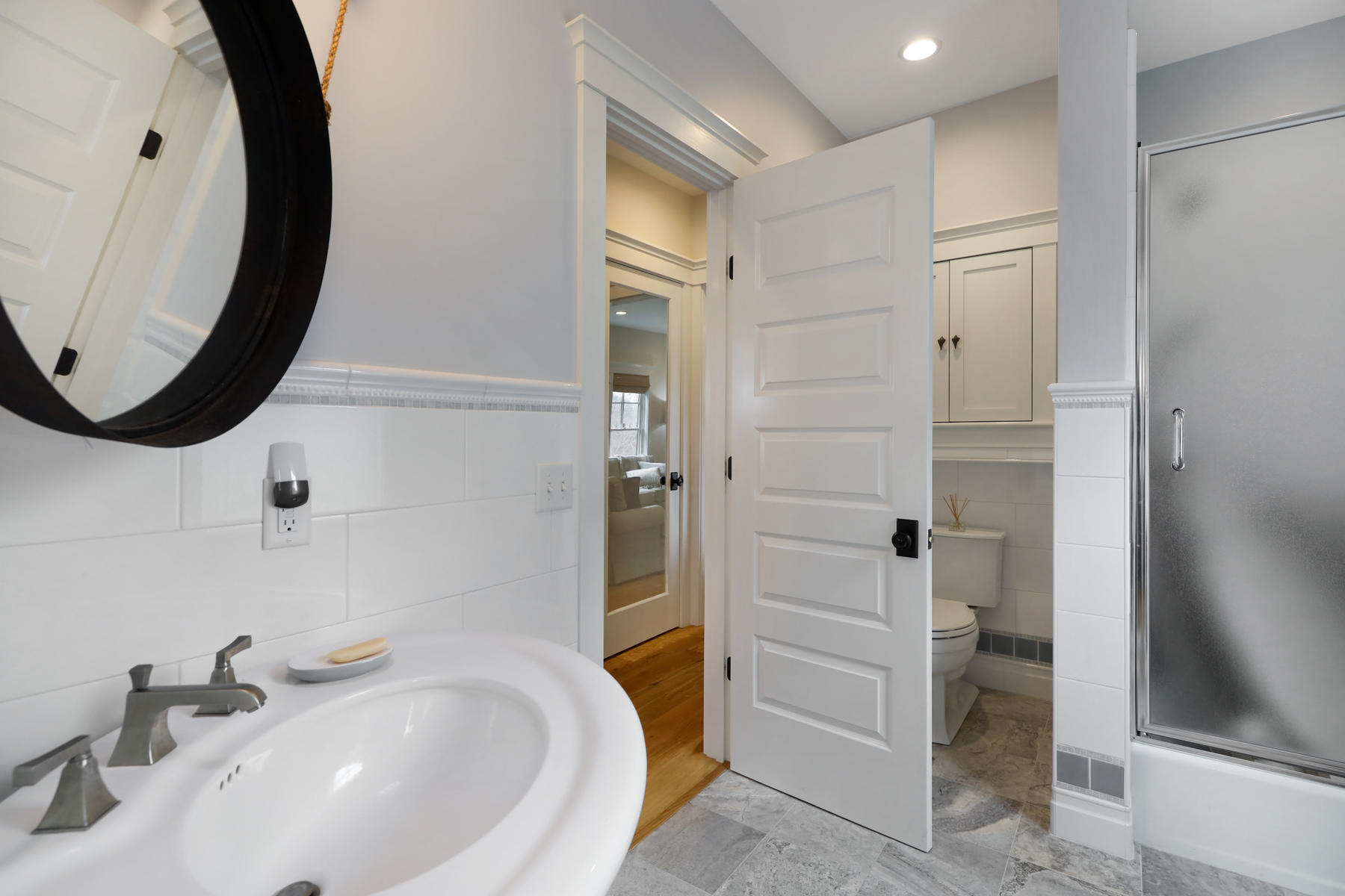 18 Snow Shore Road Orleans, MA 02653 - Photo 40 of 61 Main Floor Bedroom Bath