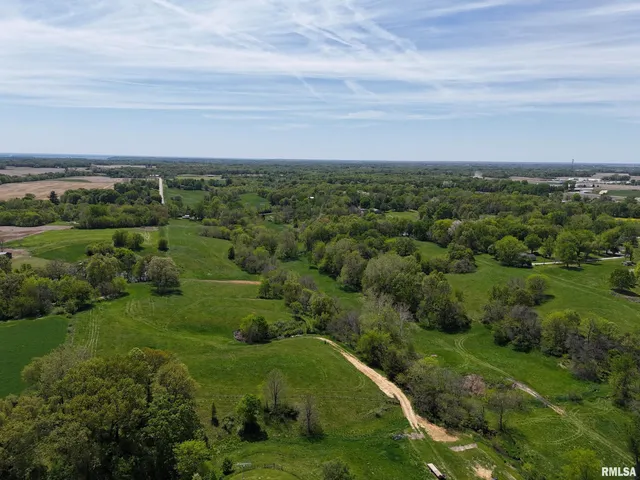 $200,000 | 0 Us 24 Highway, Lewistown, IL 61542