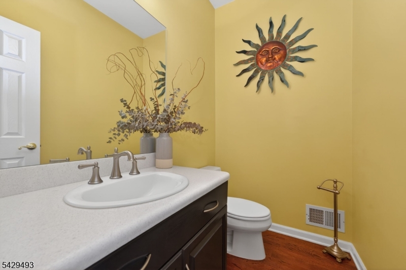 38 Grove Farm Road Pittstown, NJ 08867 - Photo 16 of 46