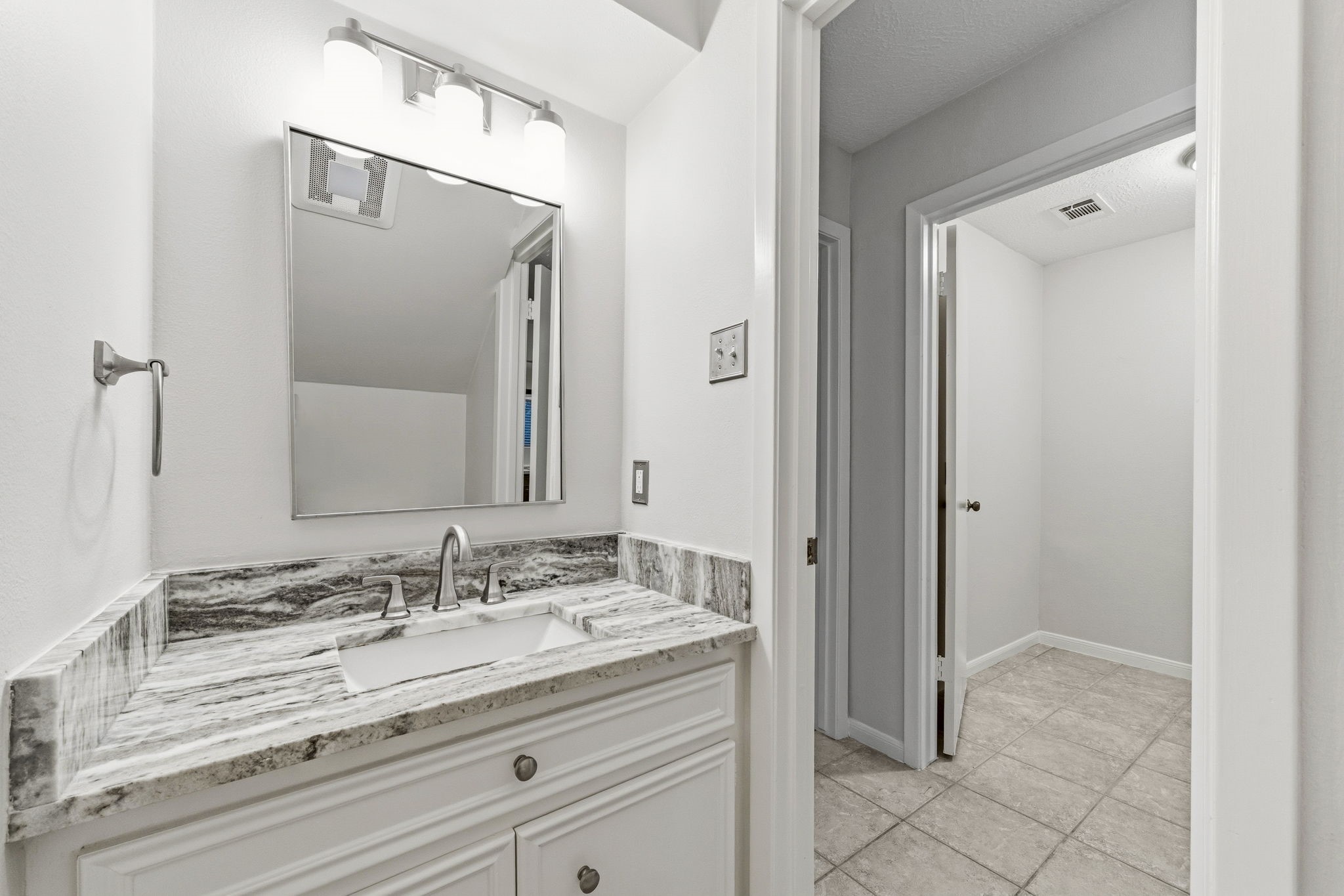 6706 Oak Masters Drive Spring, TX 77379 - Photo 10 of 34