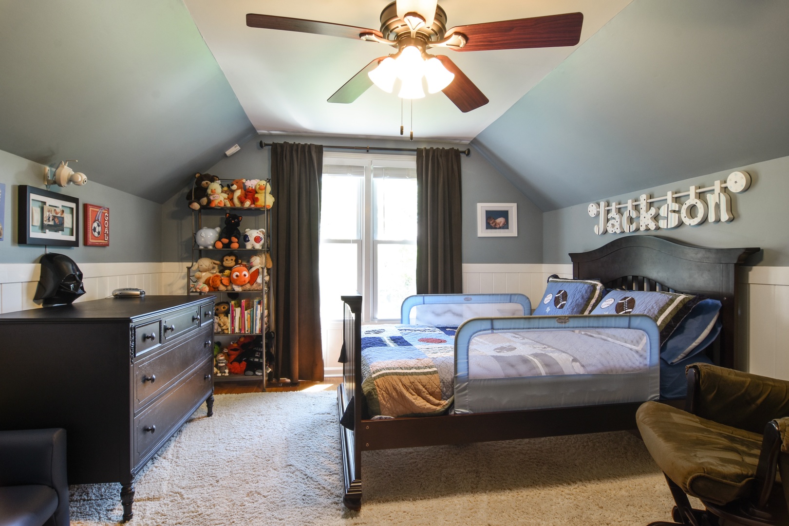 4 Burning Tree Road Rolling Meadows, IL 60008 - Photo 21 of 31 a bedroom with a bed and a chandelier