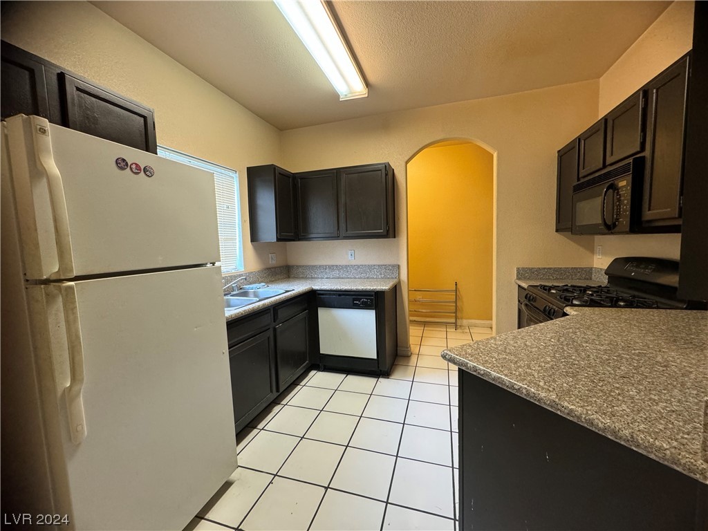 5525 West Flamingo Road, Unit 2042 Las Vegas, NV 89103 - Photo 4 of 17