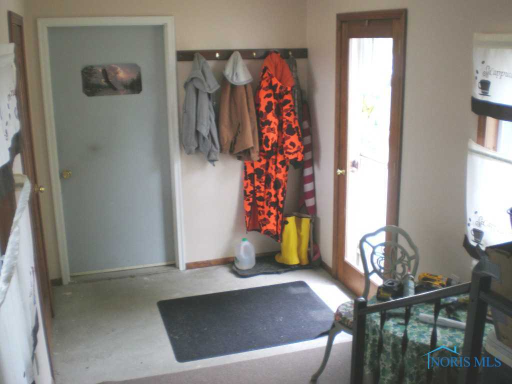 13404 Old State Line Road Swanton, OH 43558 - Photo 9 of 19 Gallery Image 9