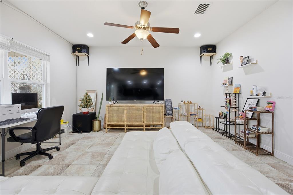 4718 Southwest 65th Place Ocala, FL 34474 - Photo 16 of 47