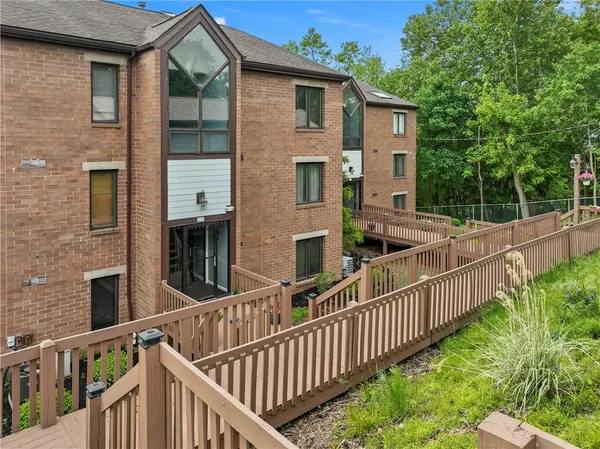 $139,500 | 1845 Clayton Avenue, Unit 106, Pittsburgh, PA 15214