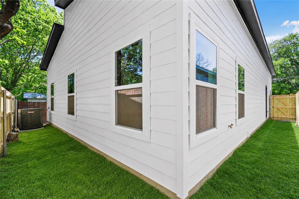 2714 Hector Street Dallas, TX 75210 - Photo 33 of 33