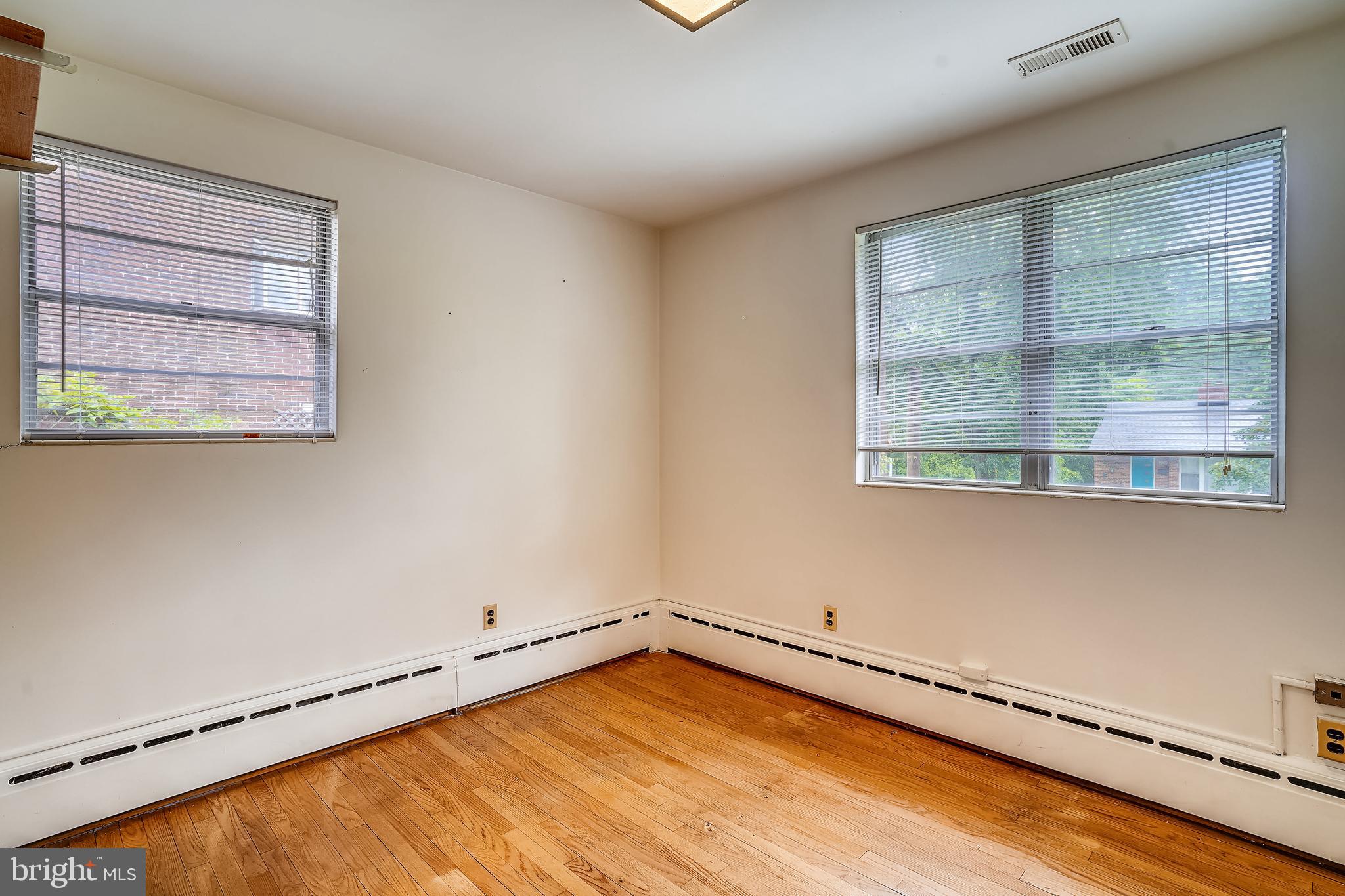 203 East Schuyler Road Silver Spring, MD 20901 - Photo 18 of 37 3rd bedroom