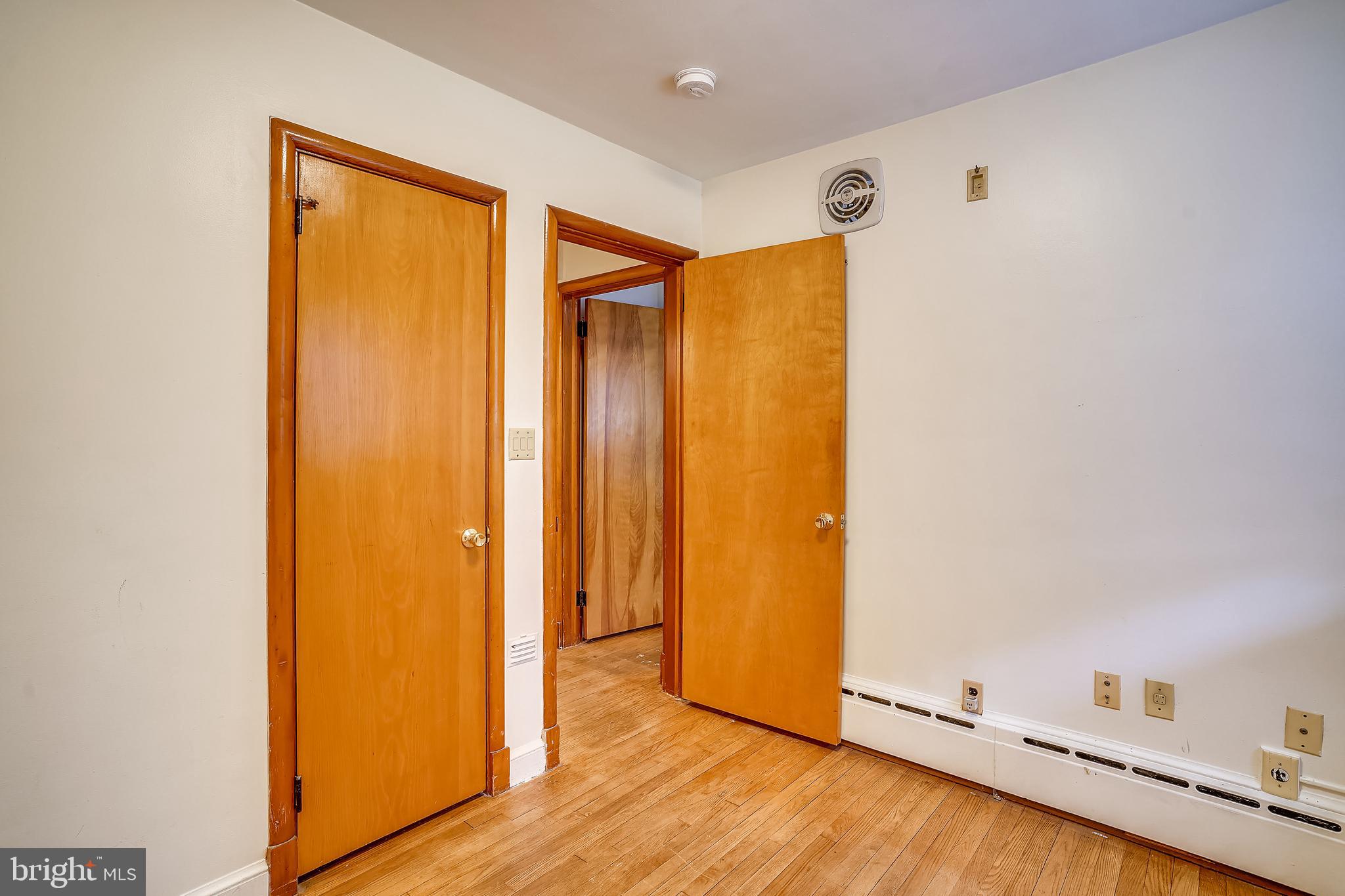 203 East Schuyler Road Silver Spring, MD 20901 - Photo 19 of 37 Great closet space throughout