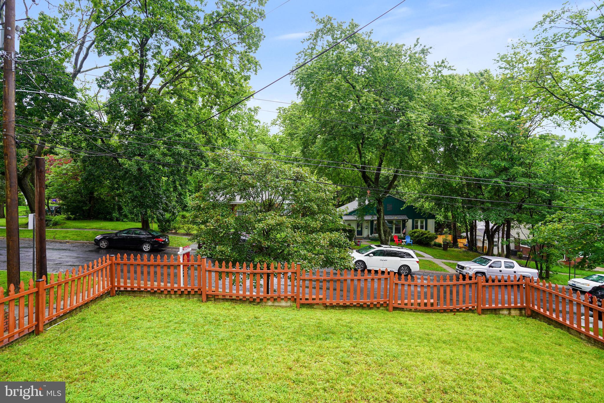 203 East Schuyler Road Silver Spring, MD 20901 - Photo 3 of 37 Lovely elevated front yard