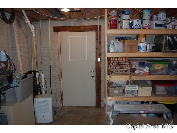 2 Roosevelt Road Springfield, IL 62703 - Photo 14 of 15
