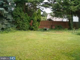 9821 Layton Road Philadelphia, PA 19115 - Photo 5 of 6