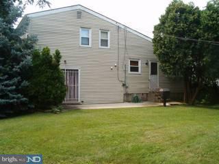 9821 Layton Road Philadelphia, PA 19115 - Photo 6 of 6