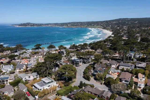 an aerial view of multiple house