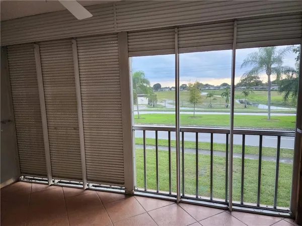 $1,550 | 1005 Country Club Drive, Unit 207, Margate, FL 33063