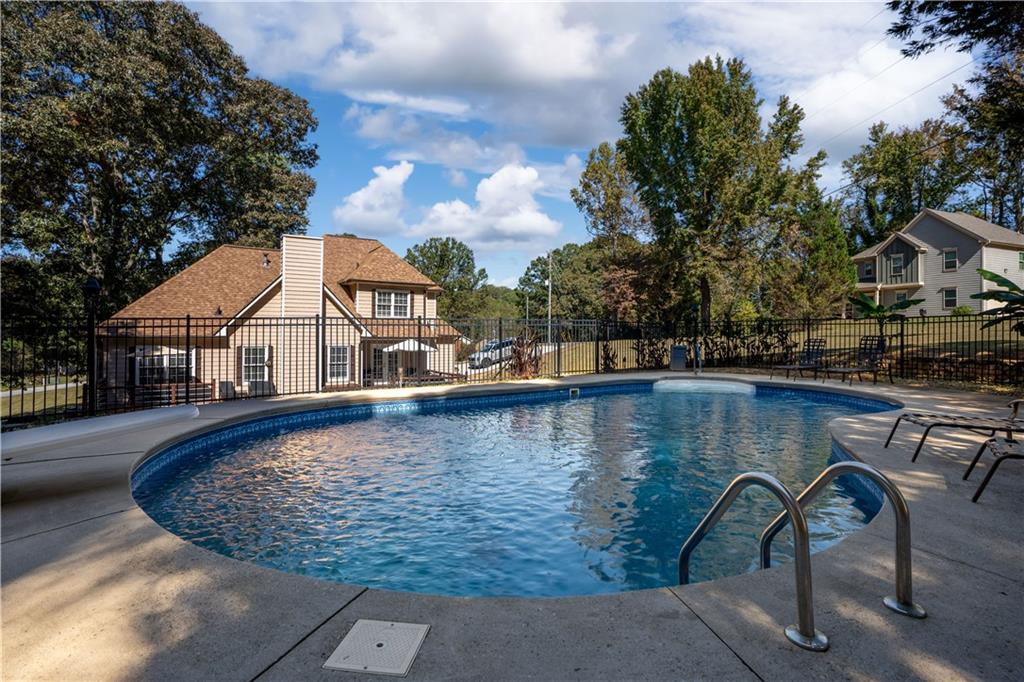 5126 Cash Road Flowery Branch, GA 30542 - Photo 8 of 59